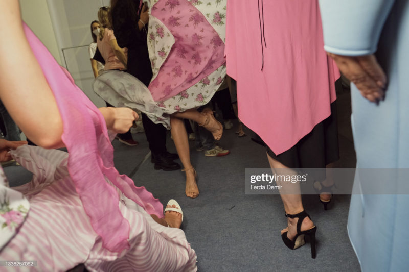 fashionweek, details, runway, designer, model, female, male, style, outfits, trend, lights, backstage, spring, accessories, winter, fall, looks, image, lookbook, editorial, modellife, fashiondays, wear, dress, design, moda haftası, tasarımcı, kadın, erkek, stil, campain, moda, makyaj, saç, makeup, hair, canon, mark4, celebrity, image, portrait, social, media, photographer, fashion photographer, 85mm, 35mm, 70-200mm, still life, fw, film festivali, colourful, shoes, venue, product, shooting, competition, event, concert, actors, celebrities, moda fotoğrafçısı,film festival, paris fashion week, Londra fashion week, Milano fashion week, Paris Fashion week, İstanbul Fashion Week, New York Fashion Week Magazine, stylish, fotoğraf Çekim fiyatı, fotoğraf çekim fikirleri, filtre, seo, ünlü moda fotoğrafçısı, eğitim, staj, defile,